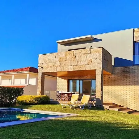 Сasa de vacaciones Hill & House