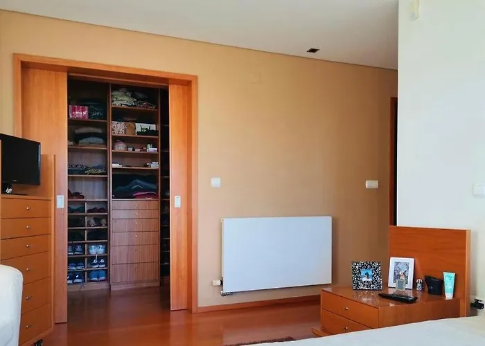 بيت للعطل Hill & House *