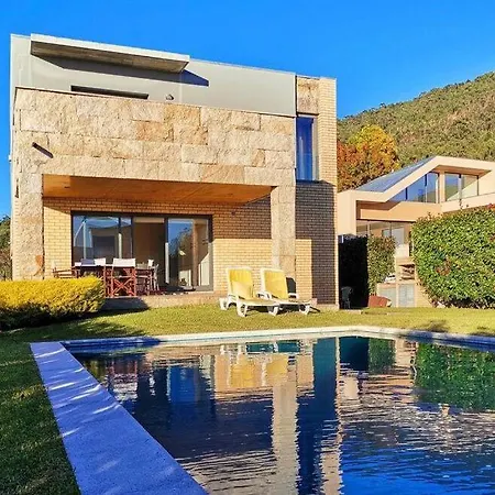 בית נופש Hill & House *