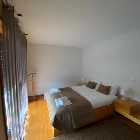 בית נופש Hill & House ויאנה דו קסטלו