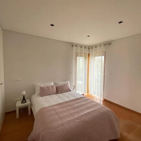 Hill & House בית נופש *