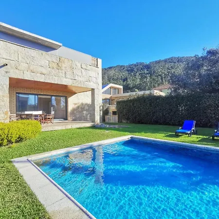 Hill & House בית נופש