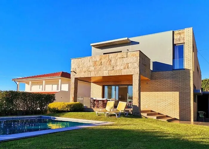 Semesterbostad Hill & House