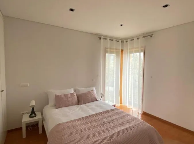 Hill & House Feriehus *